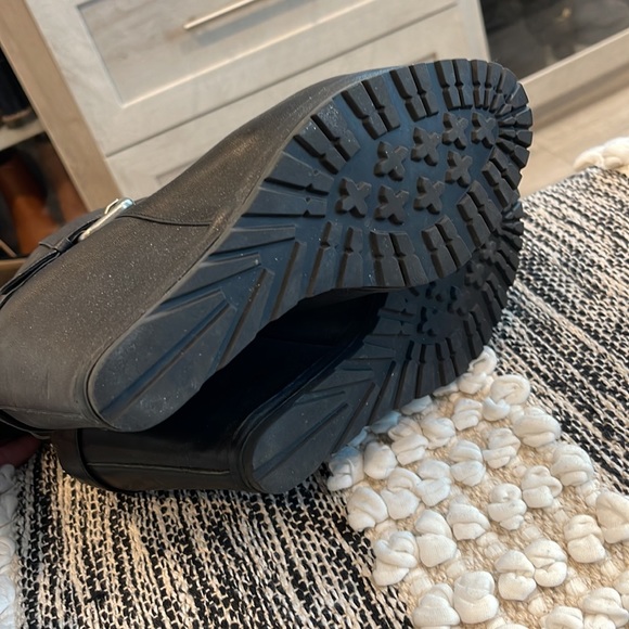 Vera Wang Lavender wedge boots - Picture 6 of 8